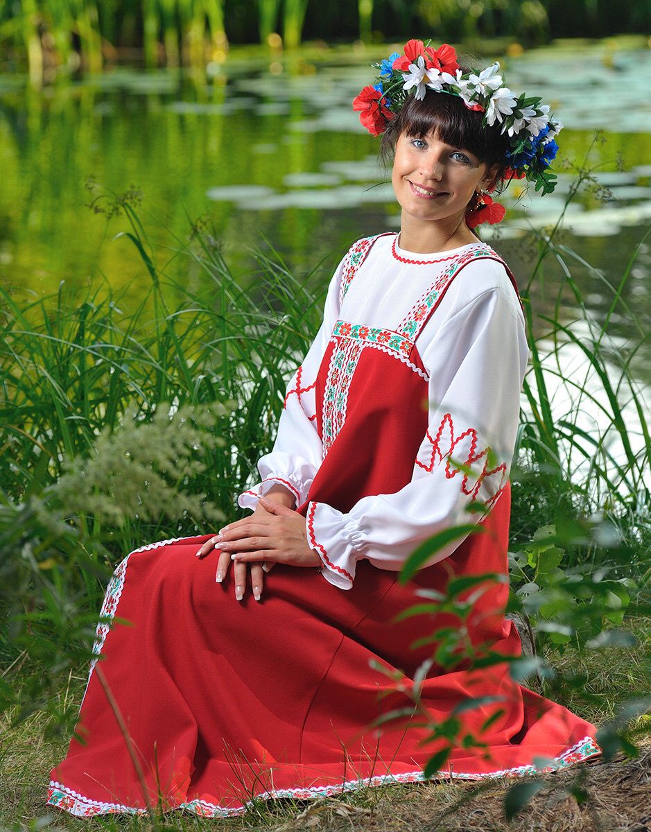Beautiful girl Girls in Slavic costumes in Cochabamba